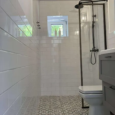 Kali-lak Vendeghaz *