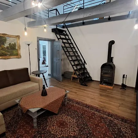 Kali-lak Vendeghaz * Köveskál